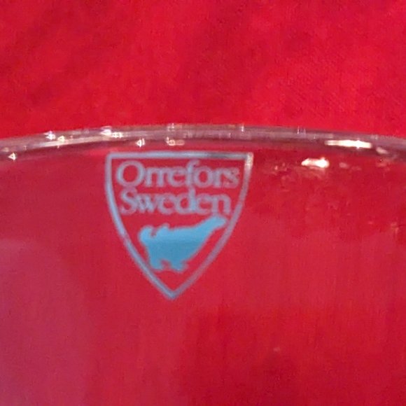 Orrefors Round Heavy Crystal Snowflake Bowl - Picture 6 of 13